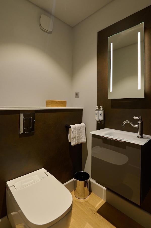 Appartement Montagnon - Les Suites Du Palais - Classe 4 Etoiles, Parking Prive, Vue Cathedrale, 3 Chambres, Primo C0Nciergerie เนอแวร์ ภายนอก รูปภาพ