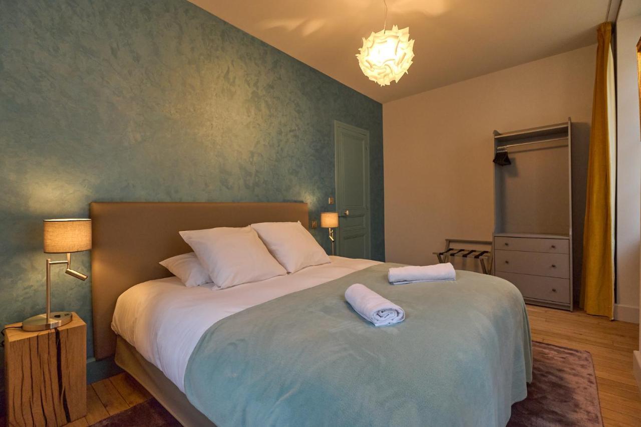 Appartement Montagnon - Les Suites Du Palais - Classe 4 Etoiles, Parking Prive, Vue Cathedrale, 3 Chambres, Primo C0Nciergerie เนอแวร์ ภายนอก รูปภาพ