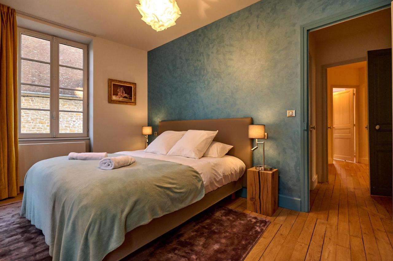 Appartement Montagnon - Les Suites Du Palais - Classe 4 Etoiles, Parking Prive, Vue Cathedrale, 3 Chambres, Primo C0Nciergerie เนอแวร์ ภายนอก รูปภาพ