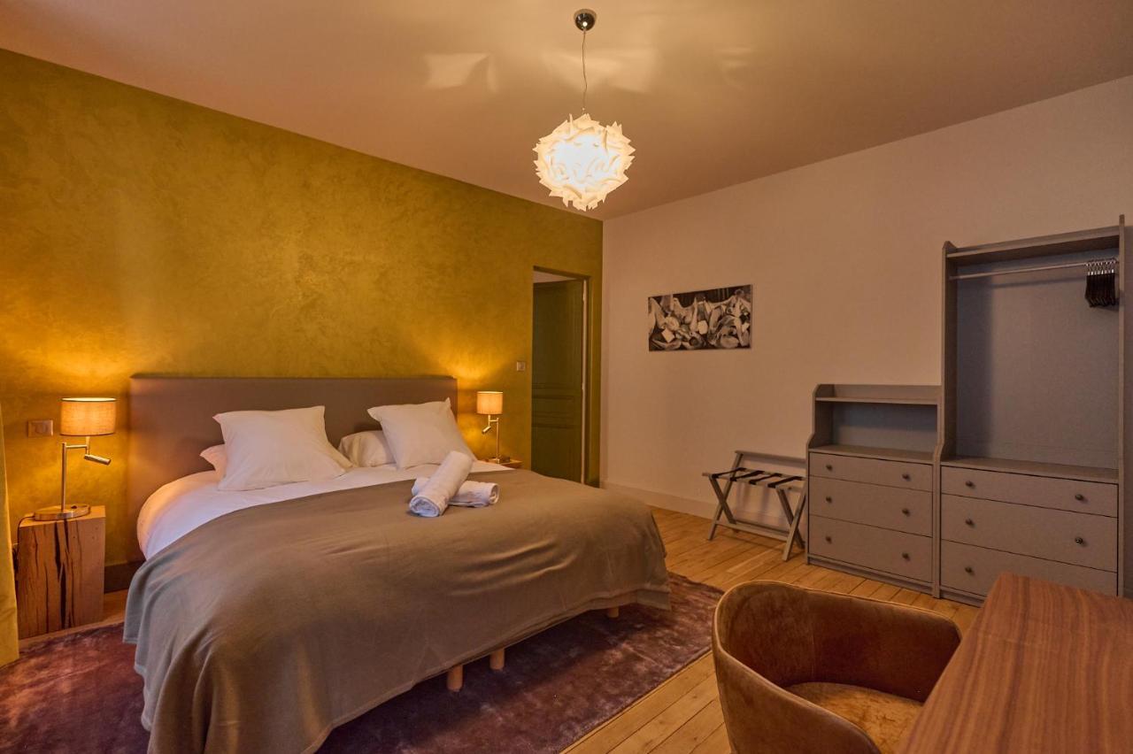 Appartement Montagnon - Les Suites Du Palais - Classe 4 Etoiles, Parking Prive, Vue Cathedrale, 3 Chambres, Primo C0Nciergerie เนอแวร์ ภายนอก รูปภาพ