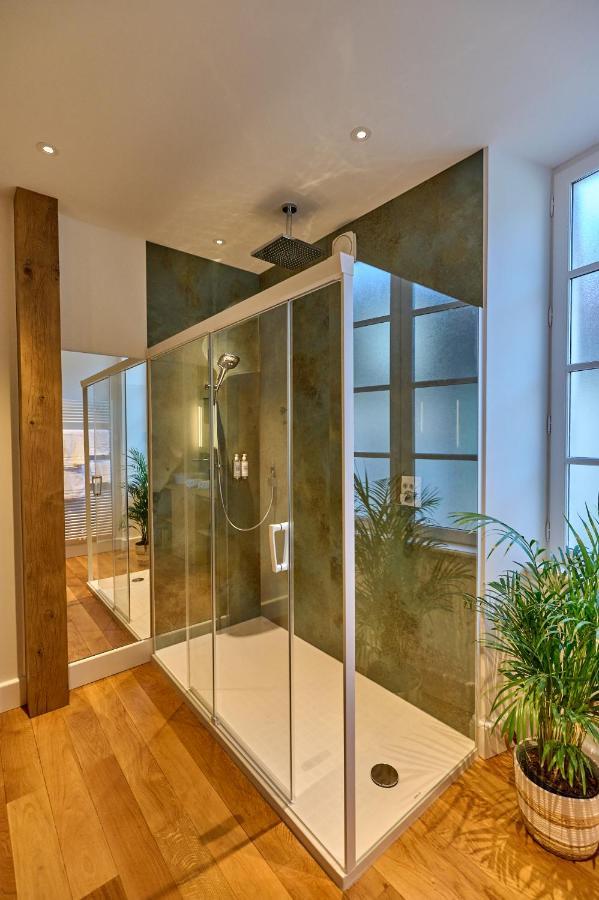 Appartement Montagnon - Les Suites Du Palais - Classe 4 Etoiles, Parking Prive, Vue Cathedrale, 3 Chambres, Primo C0Nciergerie เนอแวร์ ภายนอก รูปภาพ