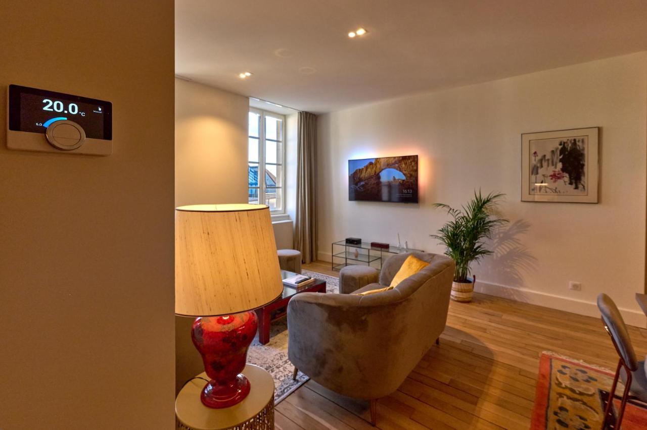 Appartement Montagnon - Les Suites Du Palais - Classe 4 Etoiles, Parking Prive, Vue Cathedrale, 3 Chambres, Primo C0Nciergerie เนอแวร์ ภายนอก รูปภาพ
